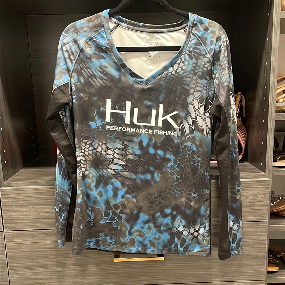 Huk Blue and Black Graphic -Shirt
